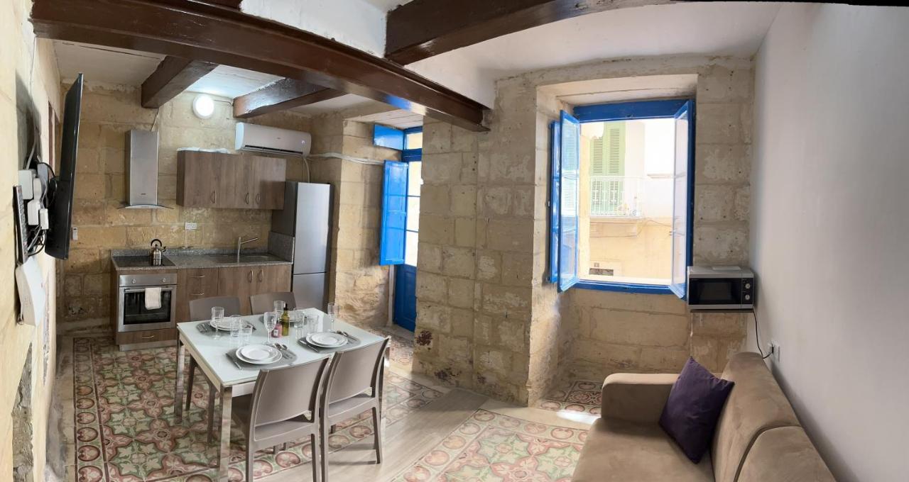 Traditional Townhouse In The Hearth Of Valletta Villa Eksteriør bilde